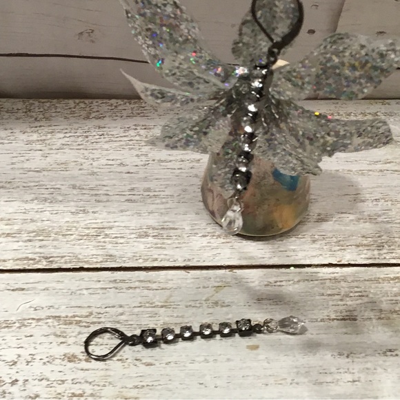 Rhinestones Earrings - Picture 3 of 4